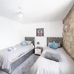 Hayy Comfort In The Heart Of Kirkstall Apartment Leeds (West Yorkshire)