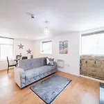 Apartment Hayy Comfort In The Heart Of Kirkstall *
