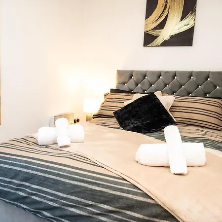Apartment Bv Charming 2-bedroom By Kirkstall Shopping Centre, Free Parking *