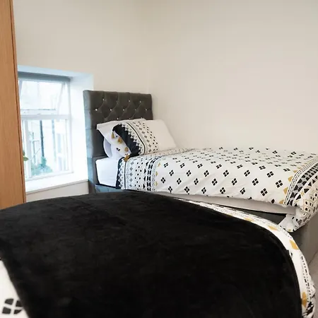 Bv Charming 2-bedroom By Kirkstall Shopping Centre, Free Parking *
