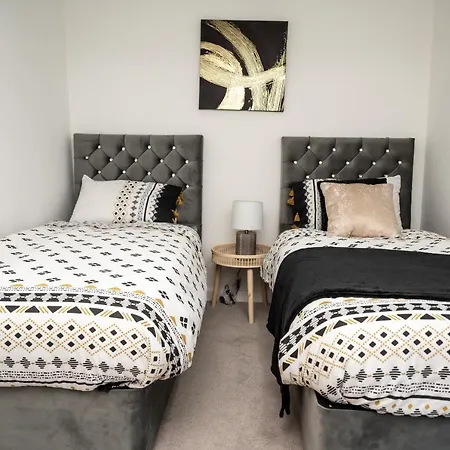 Apartment Bv Charming 2-bedroom By Kirkstall Shopping Centre, Free Parking Leeds (West Yorkshire)