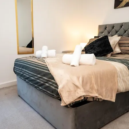 Apartment Bv Charming 2-bedroom By Kirkstall Shopping Centre, Free Parking