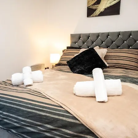 Bv Charming 2-bedroom By Kirkstall Shopping Centre, Free Parking Apartment Leeds (West Yorkshire)
