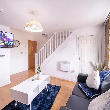 Bv Charming 2-bedroom By Kirkstall Shopping Centre, Free Parking