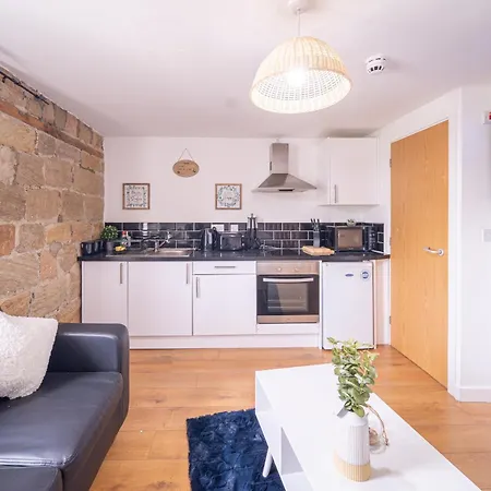 Bv Charming 2-bedroom By Kirkstall Shopping Centre, Free Parking *