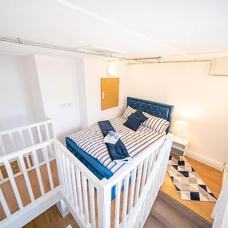 Apartment Bv Charming 2-bedroom By Kirkstall Shopping Centre, Free Parking Leeds (West Yorkshire)