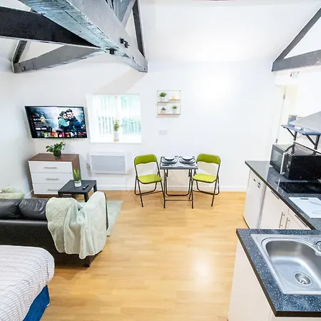 Апартаменты Hayy Comfort In The Heart Of Kirkstall Лидс