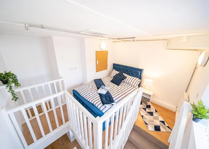 Apartment Hayy Comfort In The Heart Of Kirkstall Leeds (West Yorkshire)