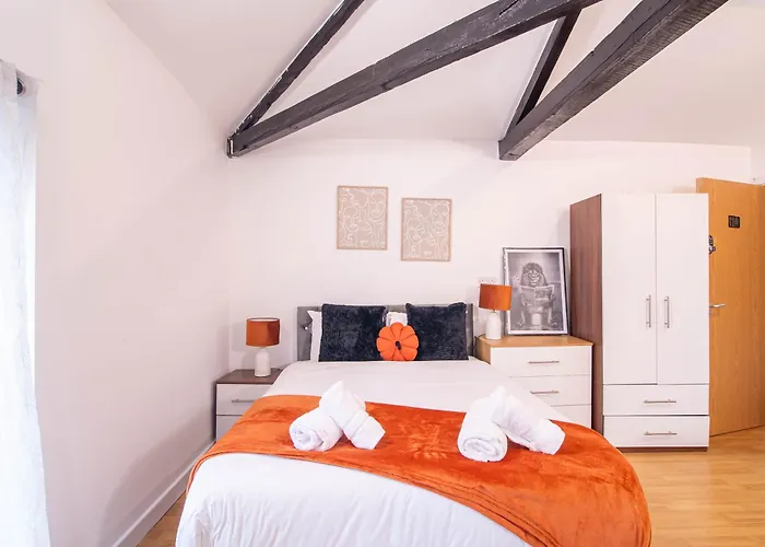 Апартаменты Hayy Comfort In The Heart Of Kirkstall Лидс