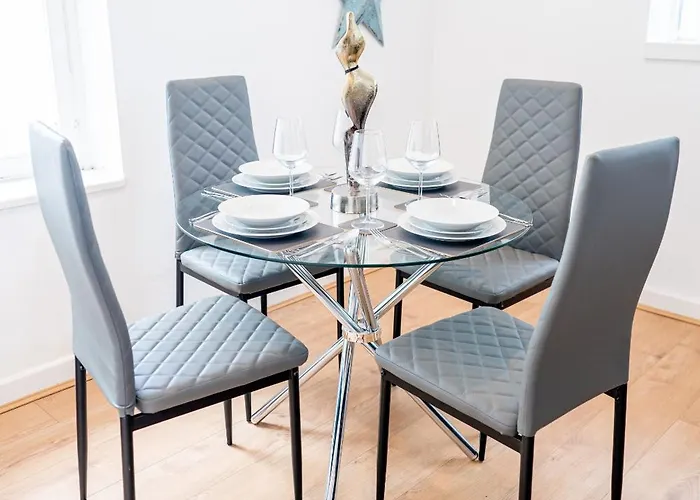 Hayy Comfort In The Heart Of Kirkstall Leeds (West Yorkshire)